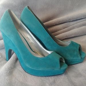 Torrid Size 11 Teal Wedge Heels